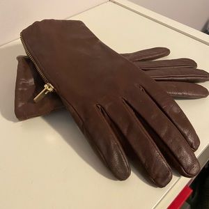 Banana Republic brown leather gloves, wool lining (size small)
